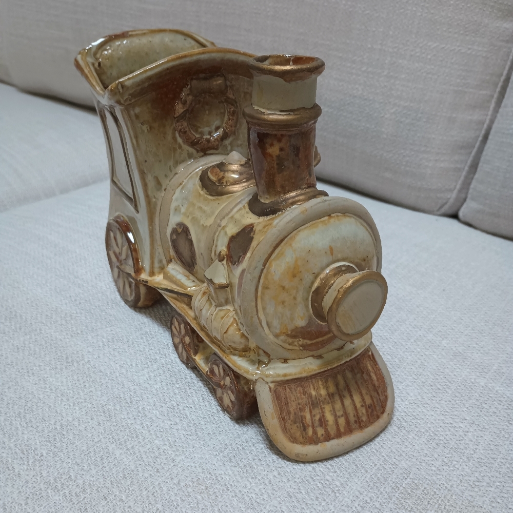 Vintage Ceramic‎ Santa Train Christmas Decor/Planter - Picture 4 of 9